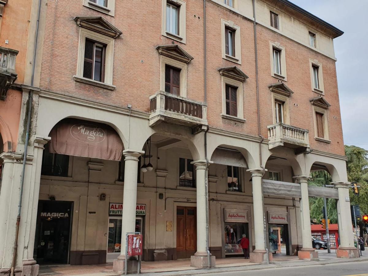 Liluna, Bologna